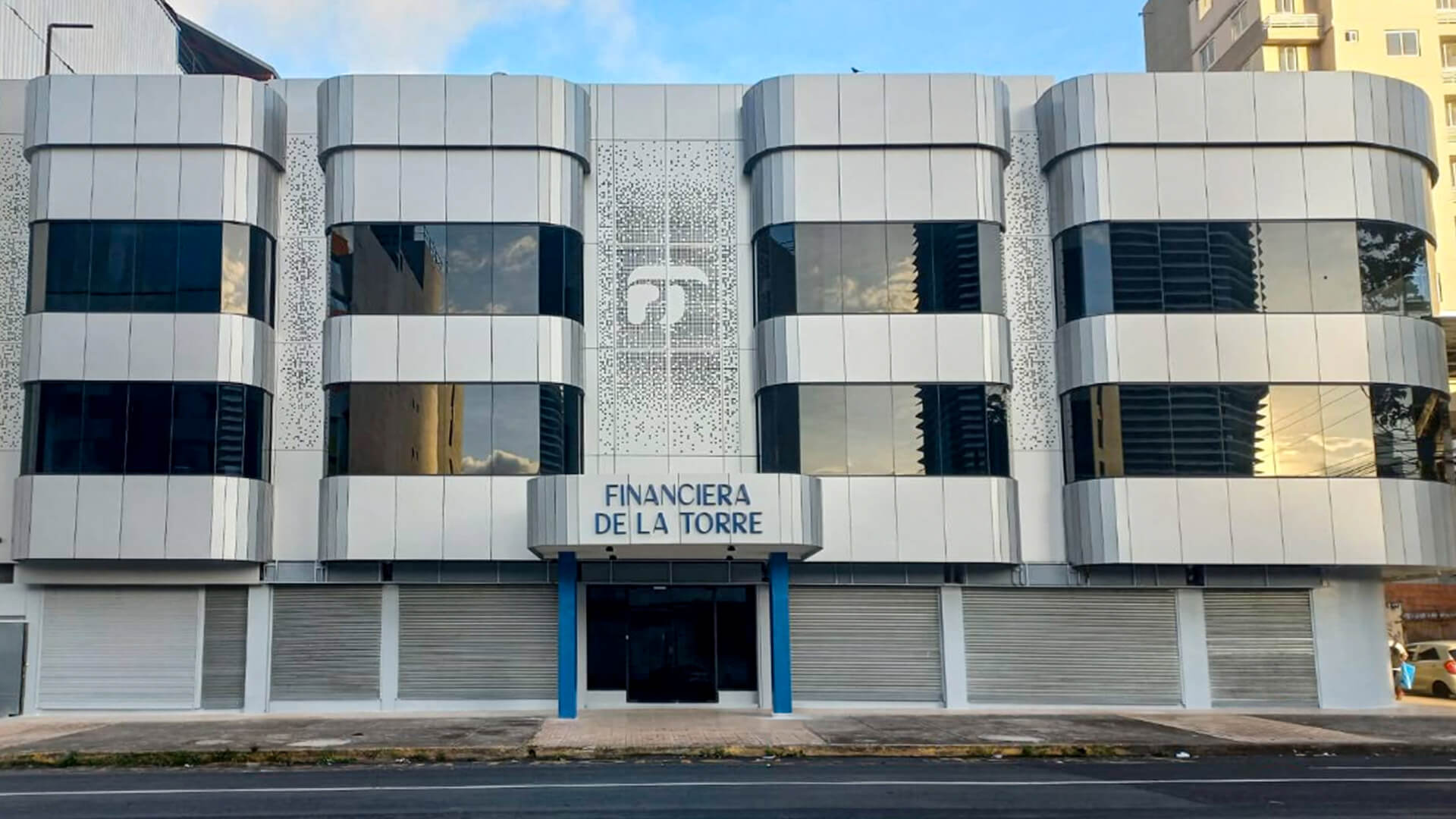 Corporación Financiera Inmobiliaria de la Torre, S.A. ofrece Préstamos en Panamá